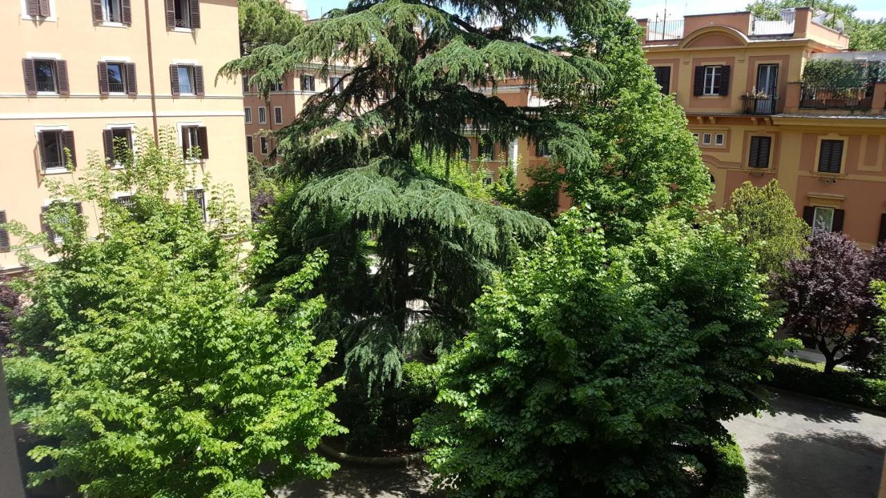 Bed and Breakfast A Casa di Lia Рим Екстериор снимка