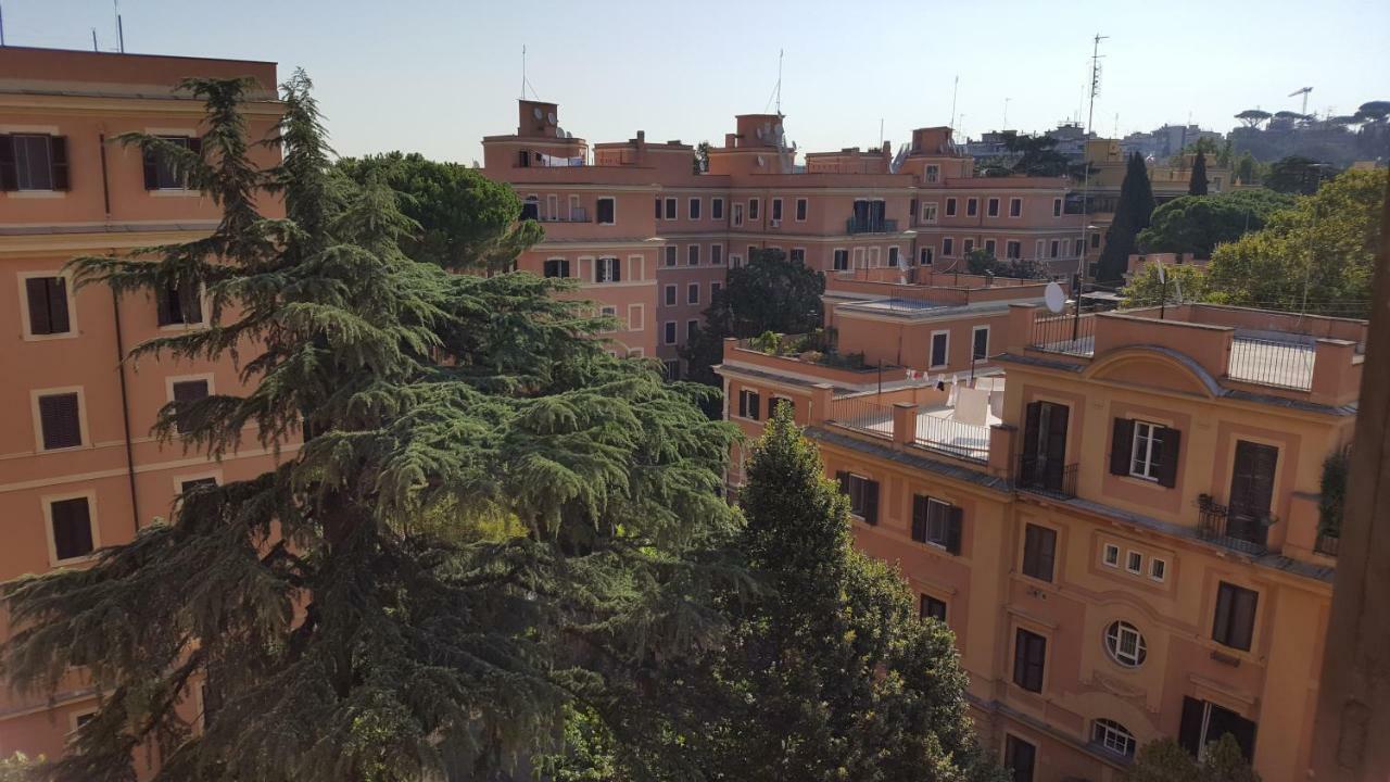 Bed and Breakfast A Casa di Lia Рим Екстериор снимка